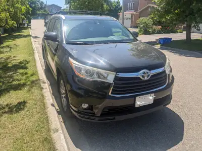 2016 Toyota Highlander Hybrid XLE 8 Seater SUV Great Fuel economy Smooth ride, No issues In person o...