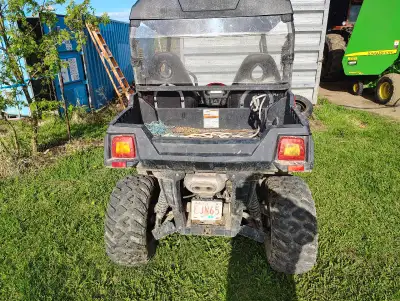 800 hisun. It turns over put a new battery in it. It did started won't start right now. Don't really...
