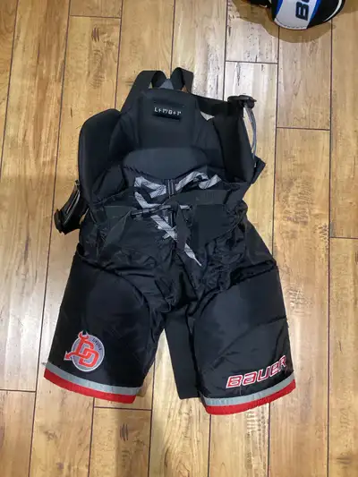 Bauer Hockey Pants - Size L + 1”, View more