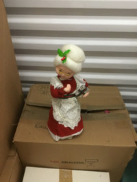 Vintage Mrs Claus Doll Figurine Paper Mache Plaster Chalk Decor