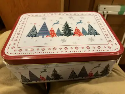 Christmas Tin with 46 IKEA Tea Lights, View more
