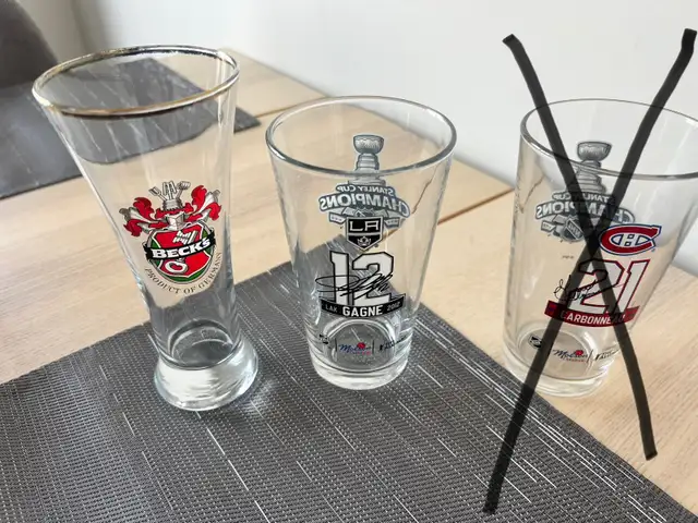 2 COOL GLASSES 62854393163009129