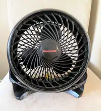 Honeywell Round Fan