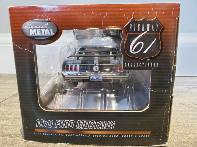1:18 Diecast Hwy Highway 61 1970 Ford Mustang Mach 1 Custom Grey in Arts & Collectibles in Kawartha Lakes - Image 3