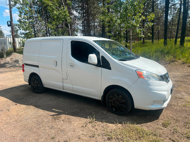 2013 Nissan NV200 Micro Camper Van in Cars & Trucks in Calgary