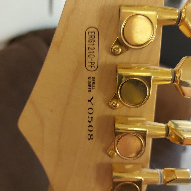 Yamaha electric guitar in Guitars in Renfrew - Image 3