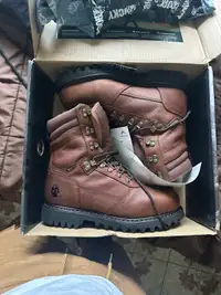 Rocky ranger hiking boots size 9 new