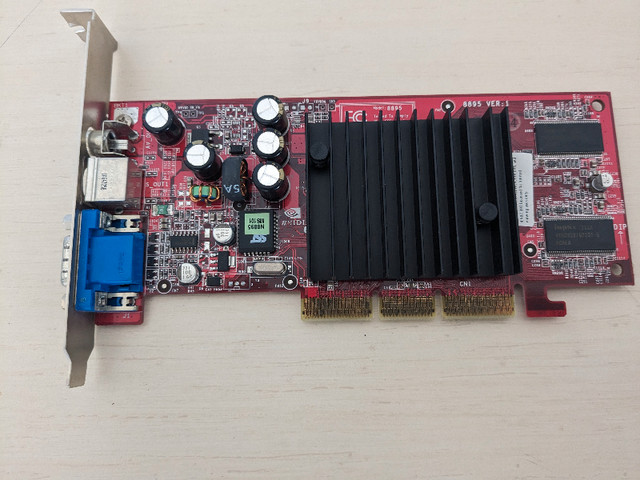 Retro Gaming PC P3 733Mhz 384MB RAM GeForce4 40GB HDD et plus dans Composants de système  à Saint-Hyacinthe - Image 4
