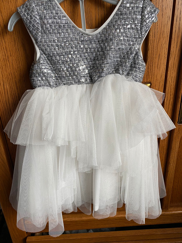 Ava & Yelly party dress size 4 in Clothing - 4T in Calgary - Image 2