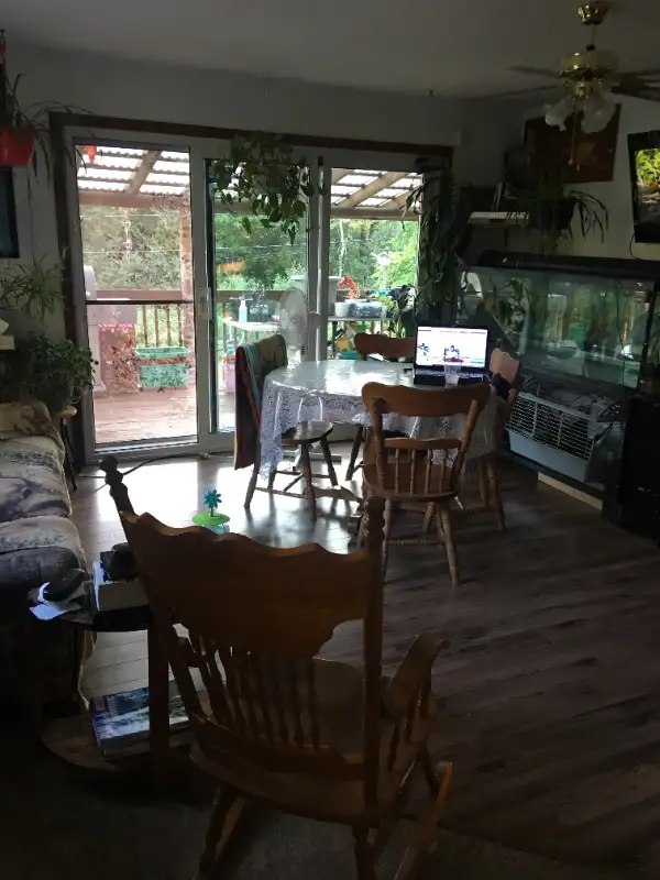 Maison a vendre sur grand terrain in Houses for Sale in Laurentides - Image 4