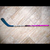 Sherwood Playrite YTH40 PP26 Lie 6.0 Flex 20 Hockey Stick (Used)
