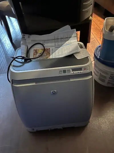 HP COLOR PRINTER 2600N / IMPRIMANTE COULEUR HP 2600N, View more