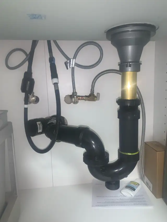 Plumbing Services 64374280070530121