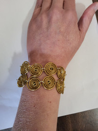Golden grass bracelet $30