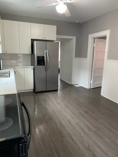 Renovated 2 Bedroom Apartment