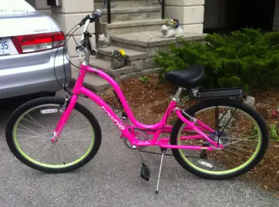 Please note that this bike is not Electric...just your standard geared bike. It is called the Electr...