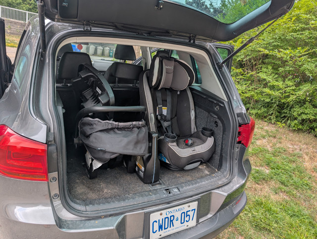 Volkswagen tiguan in Cars & Trucks in Barrie - Image 4