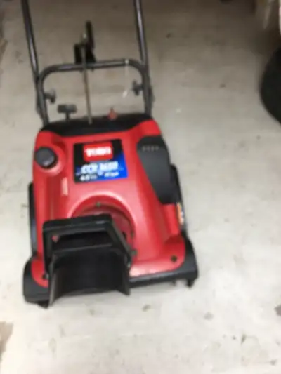 Toro 3650 6.5 Hp gas snowblower , View more