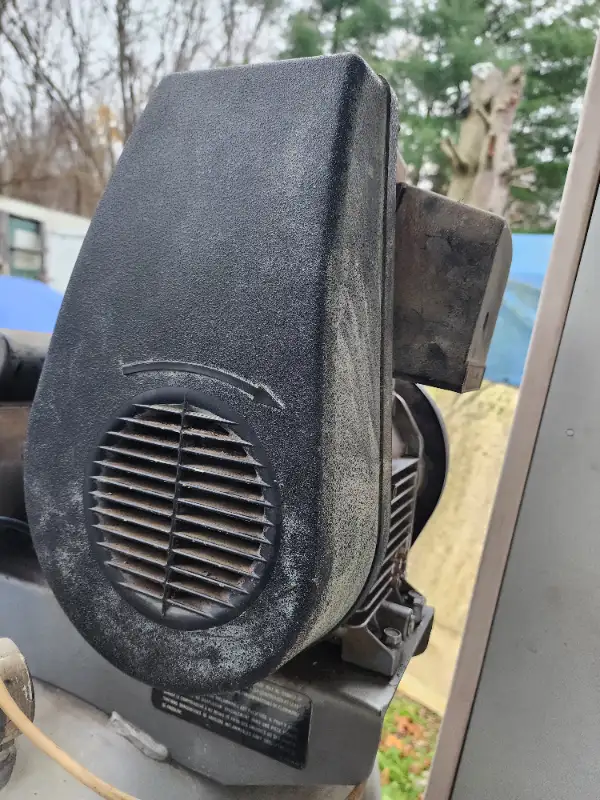 Campbell Hausfeld in Power Tools in Windsor Region - Image 4