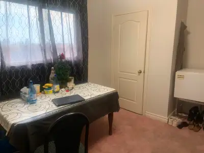 NO PARKING AVAILABLE. This room is for one person only. Spacious bedroom on the 2nd floor of a Clean...
