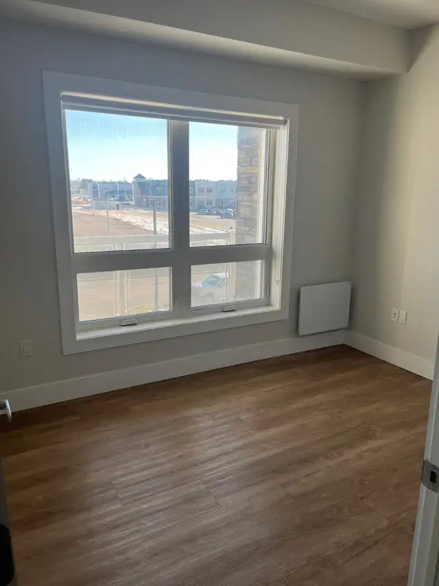  Move-In Ready Apartment in Prime PEI Location! Shorefront ✨ in Long Term Rentals in Charlottetown - Image 13