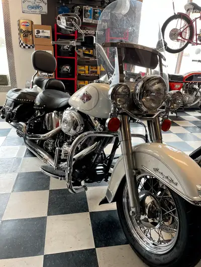 Fresh service, brand new Michelins front and rear, ready to ride home. Bike is in excellent conditio...