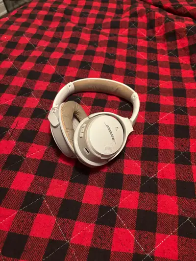 Bose Over Ear Headphones, View more