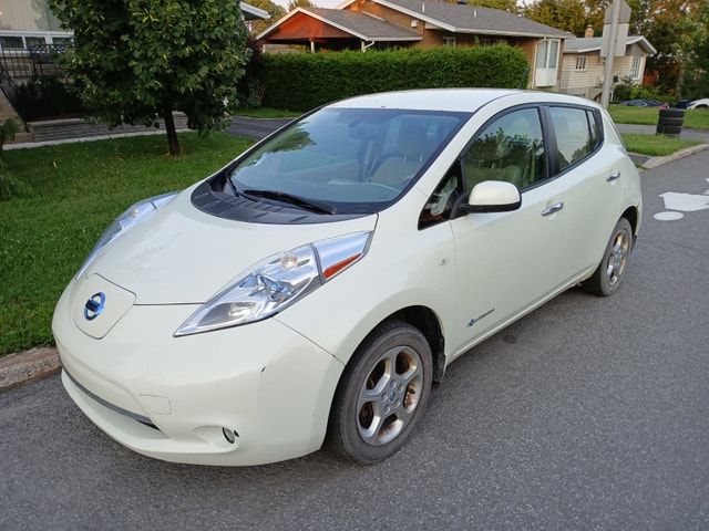Nissan Leaf 2012 — photo 5