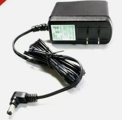 Adaptateur mural 100-240VAC à 5VDC 3A JENTEC CF1805-B DC-tip, View more