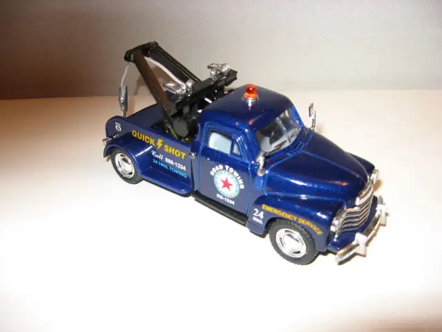 tracteur en Tole Mega bloks stavanger matchbox in Arts & Collectibles in Longueuil / South Shore - Image 4