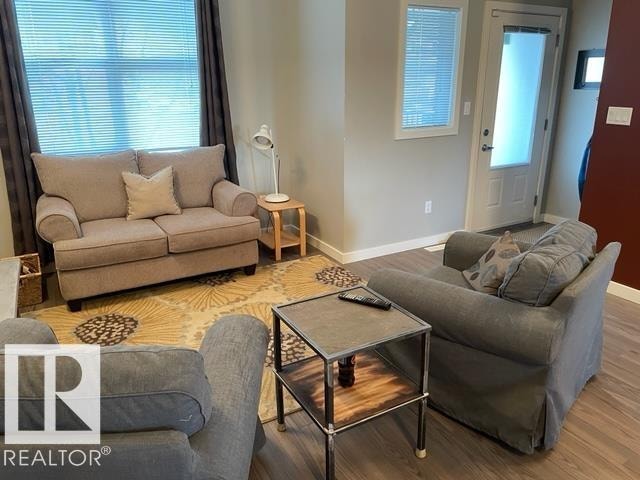 Modern & Upscale Townhome for Rent in Walker 3