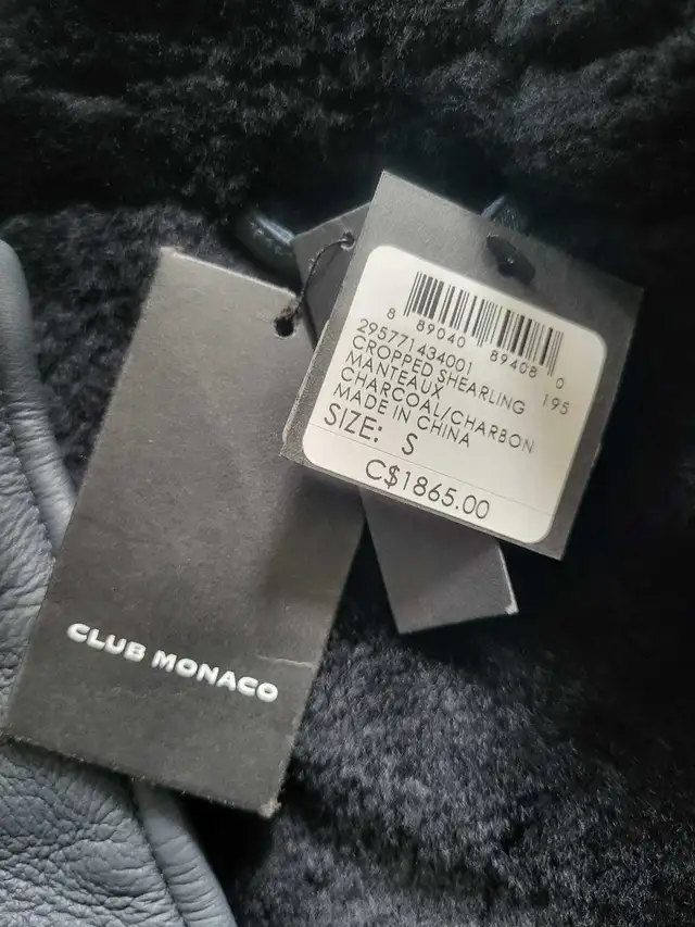 Club Monaco Shearling Jacket in Women's - Tops & Outerwear in City of Toronto - Image 2