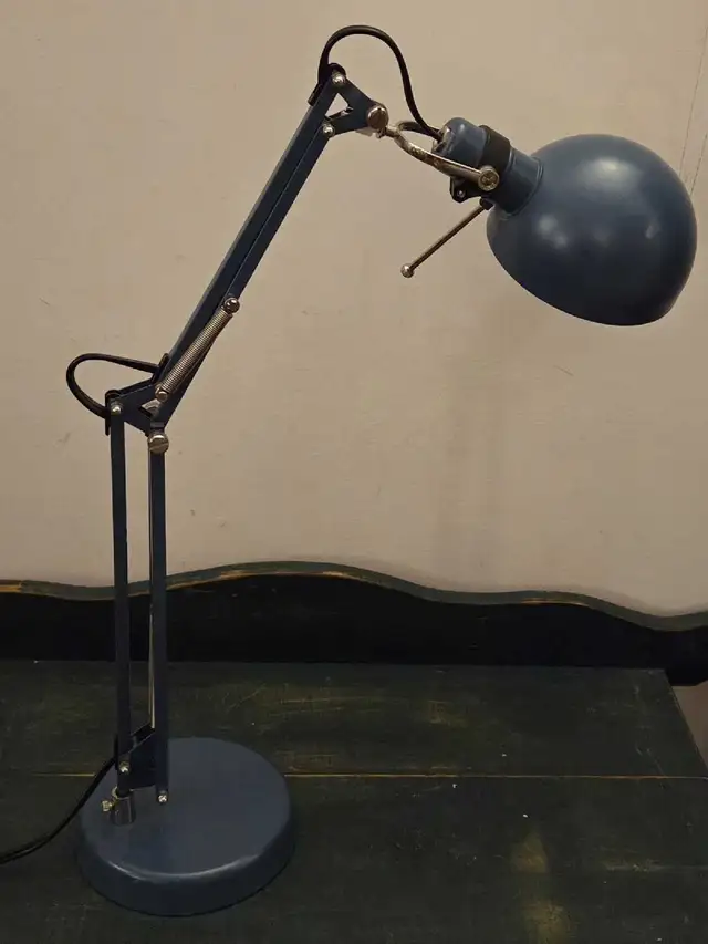 Vintage IKEA FORSA Blue Desk Work Lamp w/Adjustable Arm  in Indoor Lighting & Fans in City of Toronto - Image 3