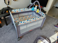 Baby playyard / playpen with changing table