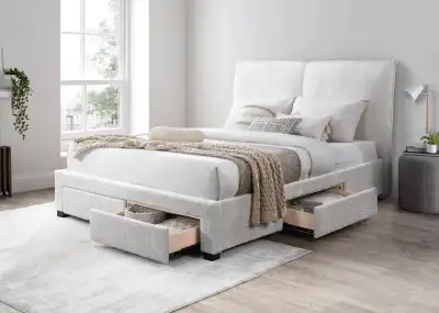 Queen Callie Platform drawer bed, pillow headboard, Floor Model, View more