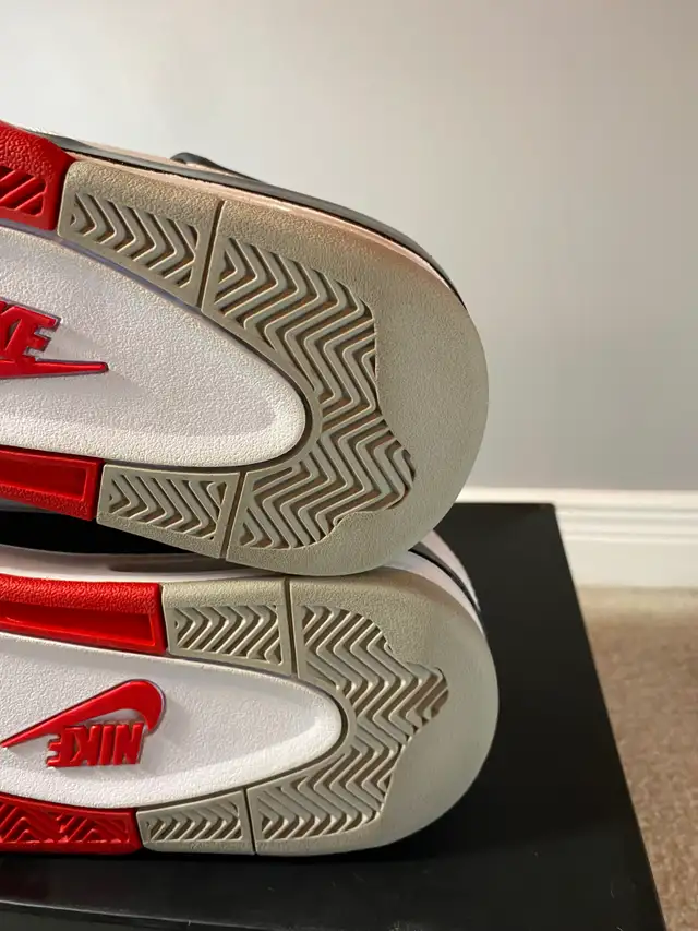 Jordan 4 Fire Red 2020 -  multiple sizes in Men's Shoes in Mississauga / Peel Region - Image 7