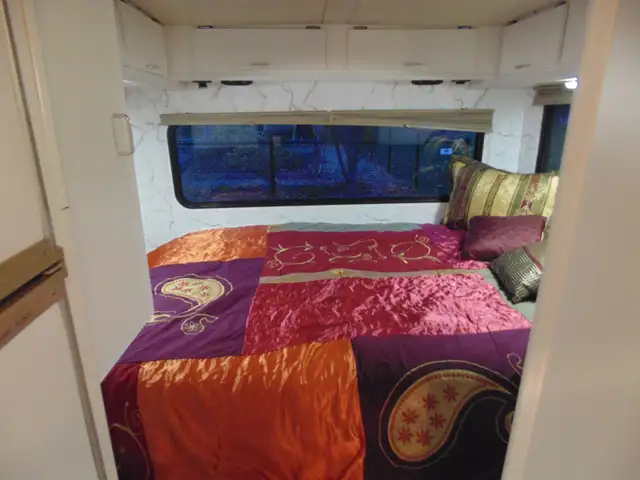 BETTER THAN CLASS B PLEASURE WAY, ROADTREK, CAMPER VAN RV, RARE! in RVs & Motorhomes in Kelowna - Image 19