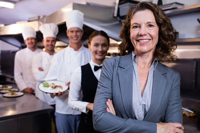  Food Supervisors| LMIA| Experienced| in Bar, Food & Hospitality in Edmonton