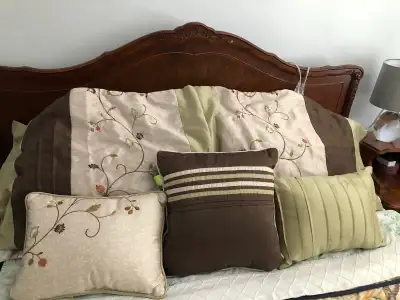 Bedding set, View more