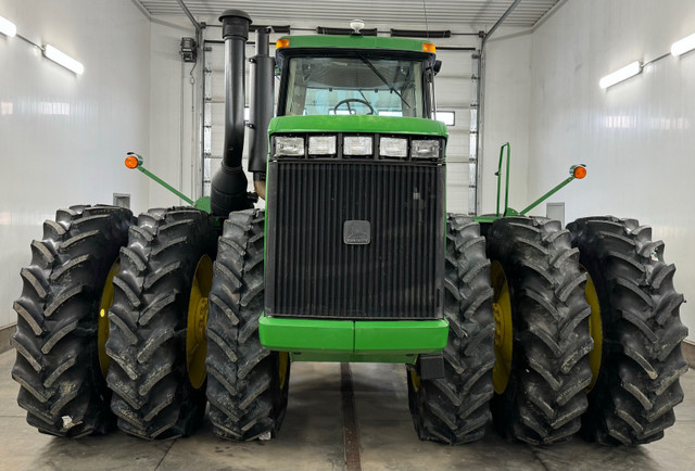 1997 John Deere 9400 4wd tractor in Farming Equipment in Lethbridge - Image 2