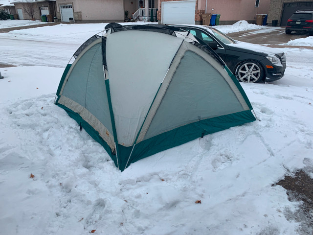 6  Man Eureka tent with fly. in Fishing, Camping & Outdoors in Regina - Image 4