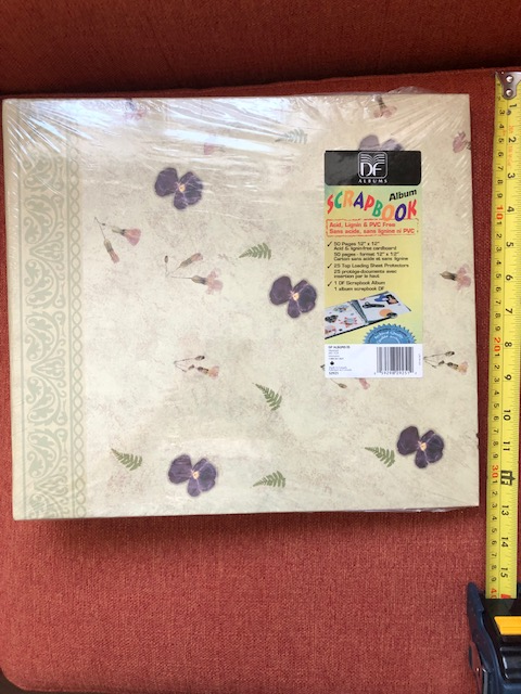 DF Scrapbook Album - NEW in Hobbies & Crafts in Strathcona County - Image 2