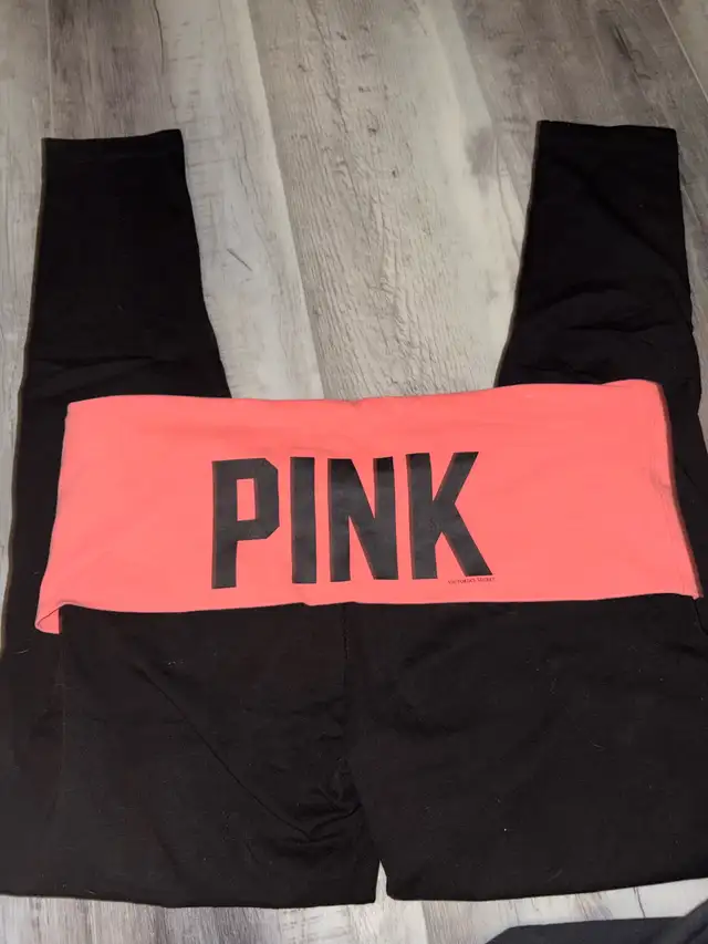 Pink Fold over leggings in Women's - Bottoms in Oshawa / Durham Region - Image 2