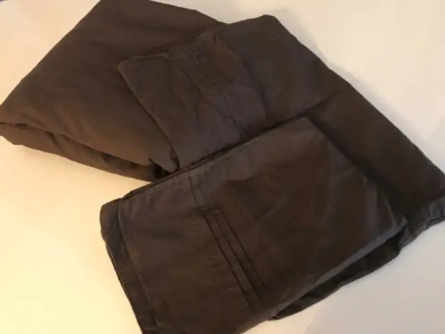 Queen Duvet Cover Set in Bedding in Markham / York Region - Image 2