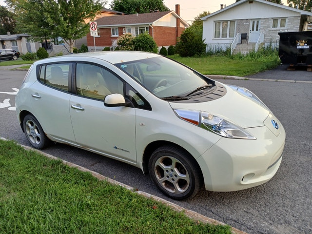 Nissan Leaf 2012 — photo 3