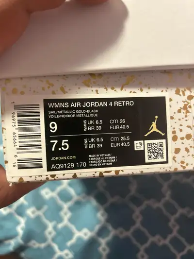 Nike Air Jordan 4 Retro, View more