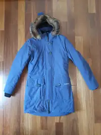 Manteau d'hiver Audvik avec fourrure, grandeur 6