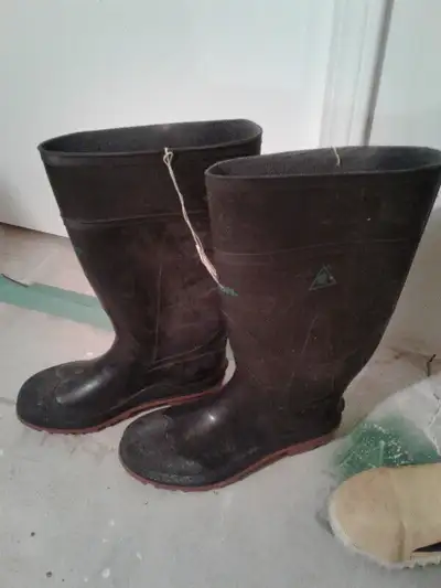 Rubber Safety Boots, ( Brand New), View more