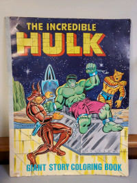 RARE VINTAGE The INCREDIBLE HULK GIANT STORY COLORING BOOK 