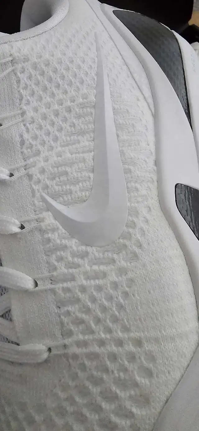 Kobe 9 Elite Low Protro Halo NEW sz 12 shoe in Men's Shoes in Markham / York Region - Image 5